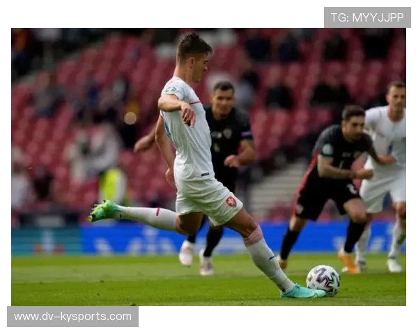 捷克逆袭击败克罗地亚，晋级欧锦赛强阵营，欧洲杯捷克精彩进球